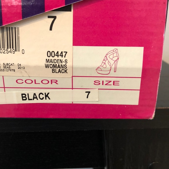 Super sexy platform heels 🔥 - Picture 7 of 7